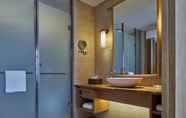 Toilet Kamar 4 Four Points By Sheraton Chengdu