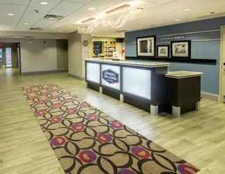 Lobi 2 Hampton Inn & Suites Dublin