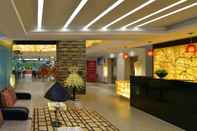 Lobby Country Inn & Suites By Radisson, Bengaluru Hebbal