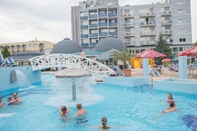 Swimming Pool Hotel Silver