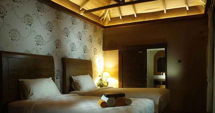 Kamar Tidur The Edelweiss Hideaway Villa Solo