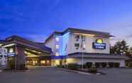 Others 2 Days Inn by Wyndham Lacey Olympia Area