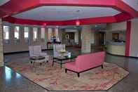 Lobby Ramada by Wyndham Wentzville