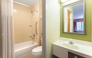 In-room Bathroom 6 Super 8 by Wyndham Indian Head MD