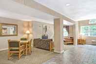 Common Space Days Inn by Wyndham Sturbridge