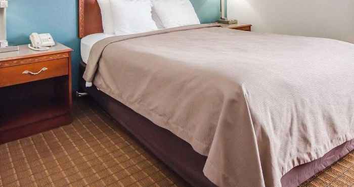 Kamar Tidur Quality Inn North Vernon near Hwy 50