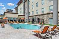 Swimming Pool Hilton Garden Inn San Marcos, TX