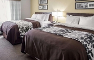 Bilik Tidur 4 Sleep Inn & Suites