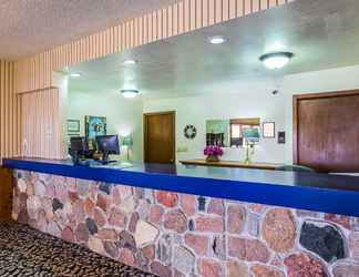 Sảnh chờ 2 Econo Lodge Waupaca