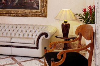 Lobi 4 Hotel Capitol Milano