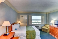 Bedroom Baymont by Wyndham Virginia Beach Oceanfront