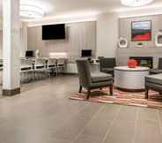 Lobby 2 Microtel Inn & Suites Rochester Mayo Clinic South