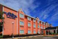 Luar Bangunan Microtel by Wyndham Eagle Ridge