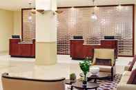 Lobi Sheraton Detroit Novi Hotel