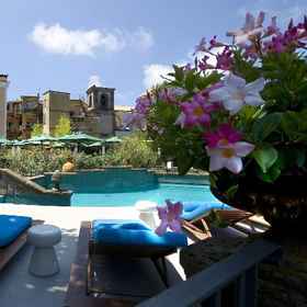 Moscone 1, Hotel Capri