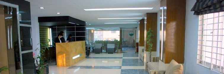 Lobby Orchid Business Hotel