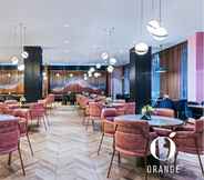 บาร์ คาเฟ่ และเลานจ์ 6 Orange Hotel (Qingdao May 4th Square)