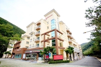 Exterior Ramada Gangwon Taebaek Resort