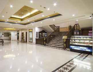Lobby 2 Radisson Hotel Jalandhar