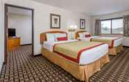 ห้องนอน 6 Econo Lodge Inn Suites Wisconsin Rapids Area