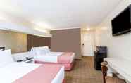 Bedroom 2 Microtel Inn & Suites By Wyndham Wilson