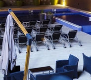 Swimming Pool 4 Howard Johnson Chilecito Hotel & Casino
