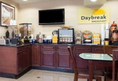 其他 6 Red Roof Inn Copiague