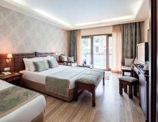 Bedroom 2 Club Hotel Turan Prince World Select Villa