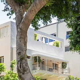 White Villa Tel Aviv 1, Hotel FIVE POINT FOUR TEL AVIV