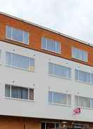 EXTERIOR_BUILDING Best Western Plus London Croydon Aparthotel