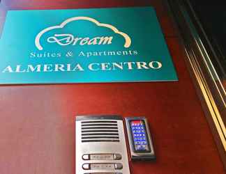 ล็อบบี้ 2 Dream Suites & Apartments Almeria Centro