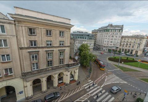 อื่นๆ P&O Plac Zbawiciela 1