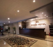 Lobi 7 Roles Hotel