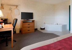 침실 5 Econo Lodge Inn & Suites Farmington