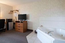 객실 내 욕실 Econo Lodge Inn & Suites Farmington