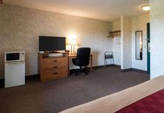 침실 6 Econo Lodge Inn & Suites Farmington