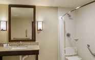 In-room Bathroom 3 Comfort Suites Near Denver Downtown