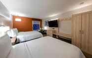 Phòng ngủ 7 Hol. Inn Exp. and Suites PETERSBURG/DINWIDDIE
