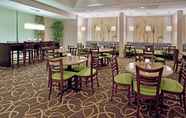 Restoran 3 Doubletree By Hilton Raleigh Midtown