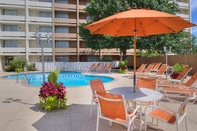 Swimming Pool Forest Park Hotel