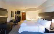 ห้องนอน 3 Holiday Inn Express and Suites Brampton