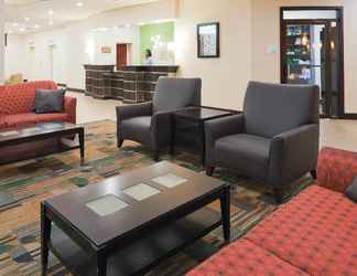 Sảnh chờ 2 Holiday Inn & Suites Mansfield-Conference Ctr