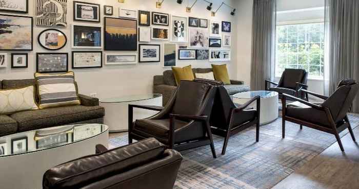 Lobby Delta Hotels Basking Ridge