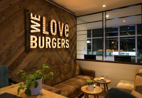 기타 Treasure Island Beach Resort