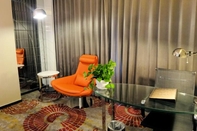 Lobby Holiday Villa Hotel & Residence Shanghai Jiading