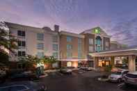 Exterior Holiday Inn Express and Suites Columbia I 26 at Ha