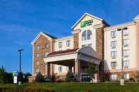 Exterior Holiday Inn Express and Suites Kingsport Meadowvie