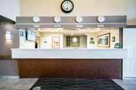 Lobi Comfort Inn & Suites Langley