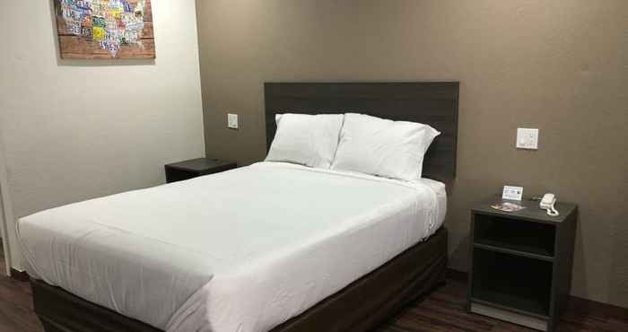 ห้องนอน Econo Lodge near Bakersfield Fairgrounds