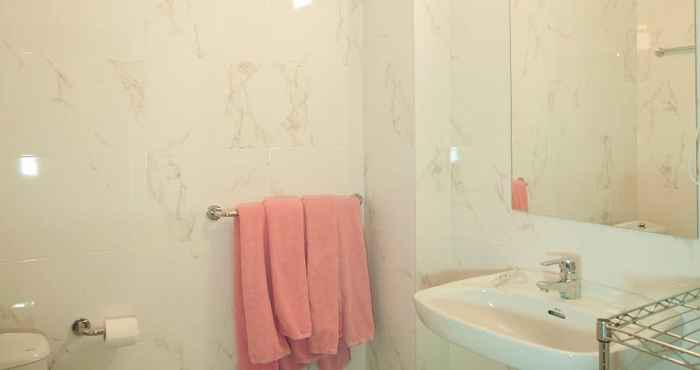In-room Bathroom Dato 2